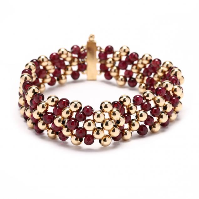 gold-and-ruby-bead-bracelet