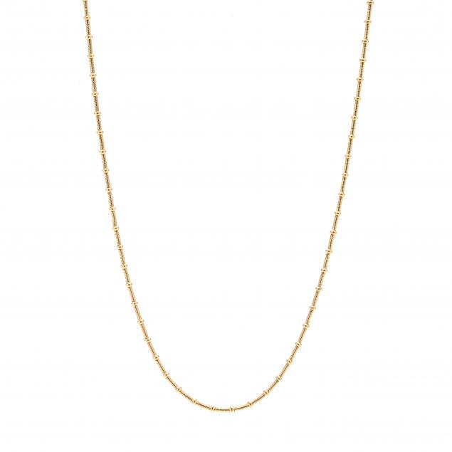 a-gold-necklace