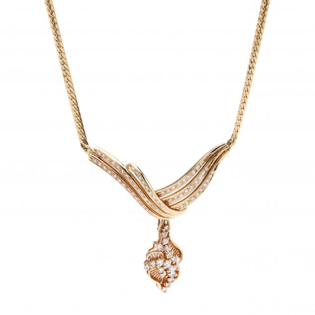 gold-and-diamond-necklace-with-removable-pendant