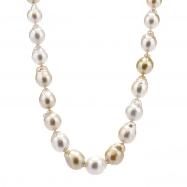 baroque-pearl-necklace-with-white-gold-clasp