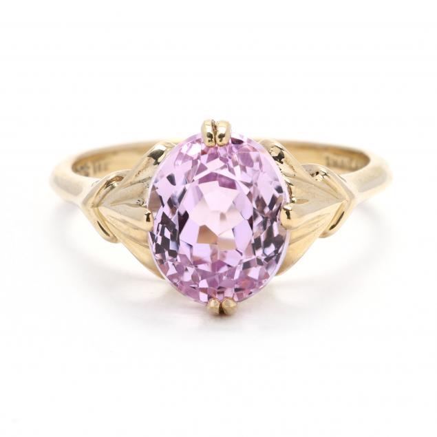 gold-and-kunzite-ring