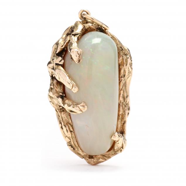 gold-and-opal-charm-pendant