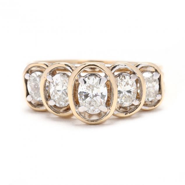 gold-and-diamond-ring