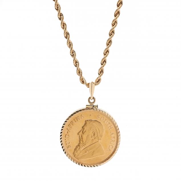 gold-coin-pendant-necklace