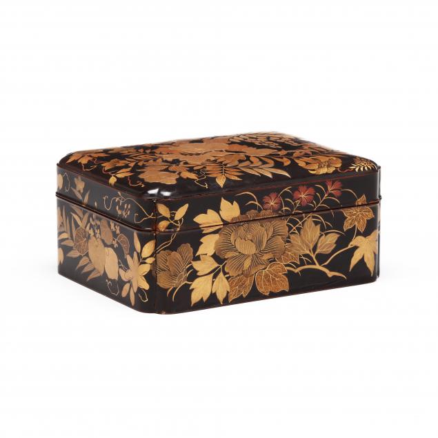 a-japanese-lacquer-covered-box-with-flora