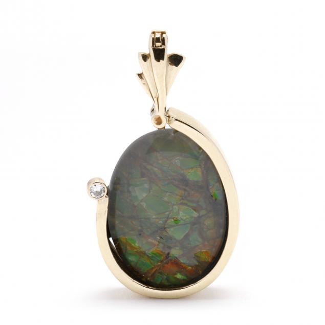 gold-and-ammolite-triplet-pendant