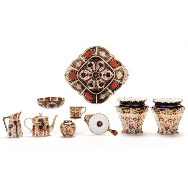 an-assortment-of-9-royal-crown-derby-i-imari-i-table-accessories