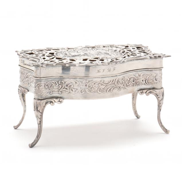 an-edwardian-silver-dresser-box-mark-of-william-comyns-sons