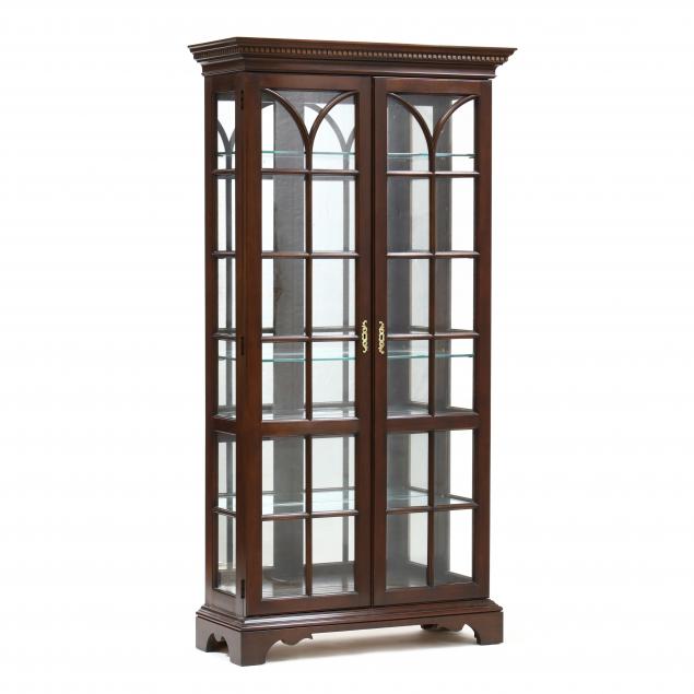 statton-chippendale-style-mahogany-display-cabinet