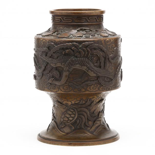 an-unusual-chinese-bronze-vessel-with-phoenixes