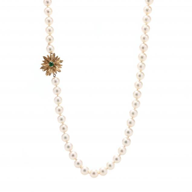 single-strand-pearl-necklace-with-gold-and-gem-set-clasp
