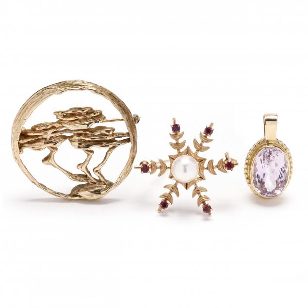 three-gold-jewelry-items