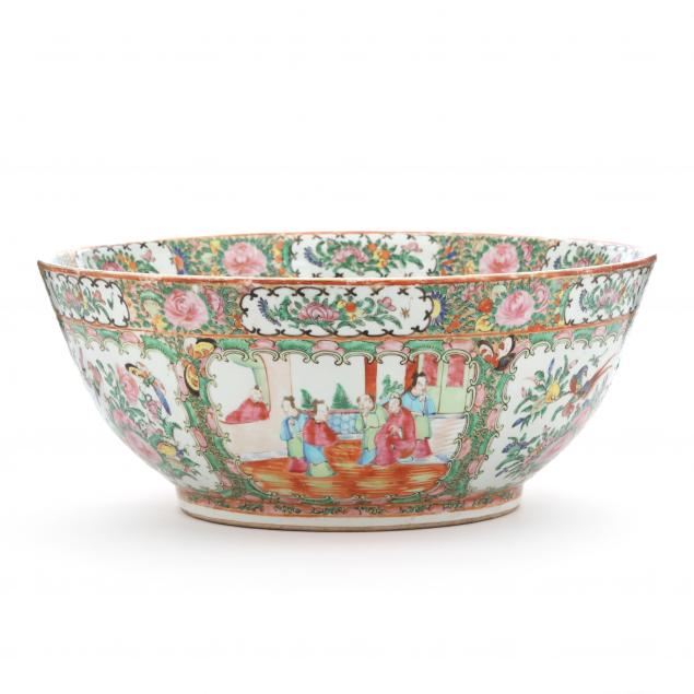 a-large-chinese-rose-medallion-porcelain-punch-bowl