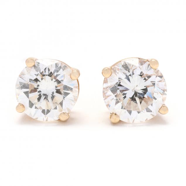 pair-of-diamond-stud-earrings