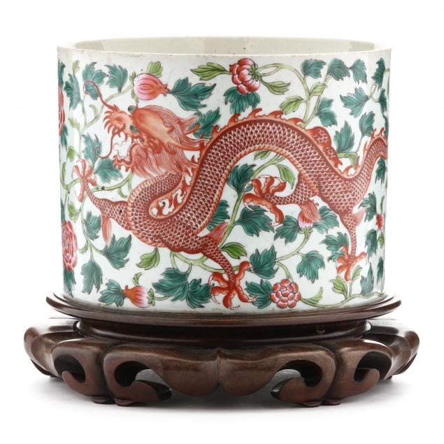 a-large-chinese-porcelain-brush-pot-with-dragon-and-phoenix