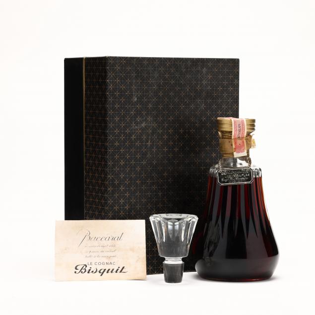 bisquit-dubouche-cognac-extra-in-baccarat-decanter