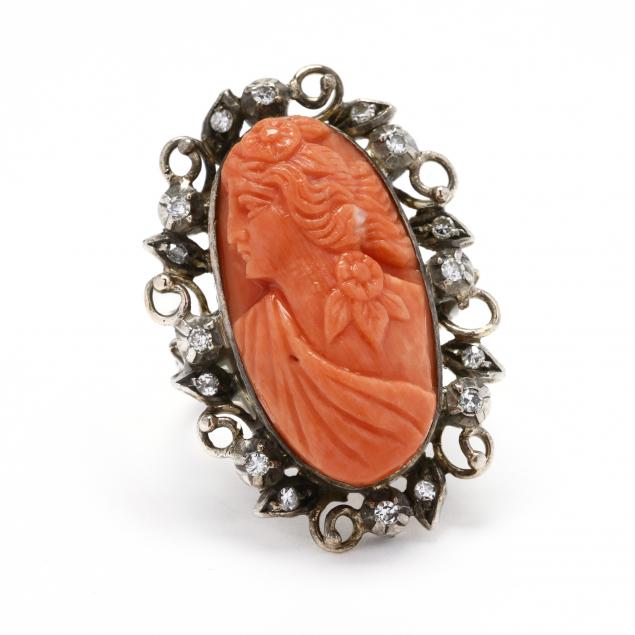 gold-carved-coral-and-diamond-ring