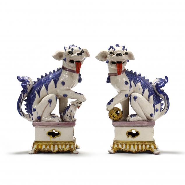 a-pair-of-continental-majolica-foo-lions