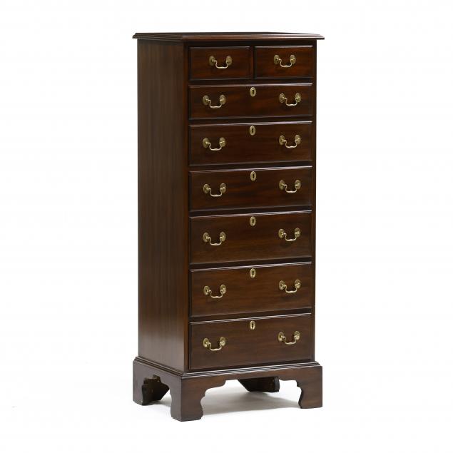 henkel-harris-chippendale-style-mahogany-lingerie-chest