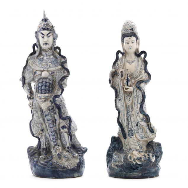 a-pair-of-chinese-blue-and-white-porcelain-figures