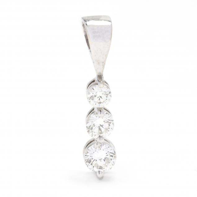 white-gold-and-diamond-three-stone-pendant
