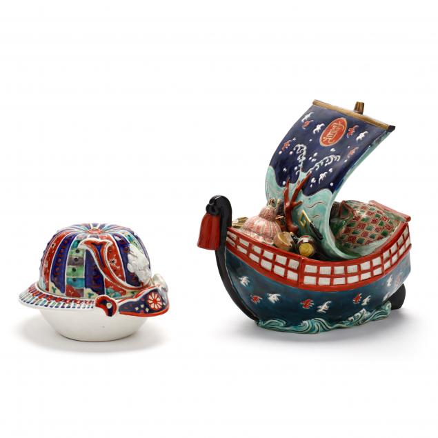 a-japanese-imari-porcelain-ship-and-samurai-helmet