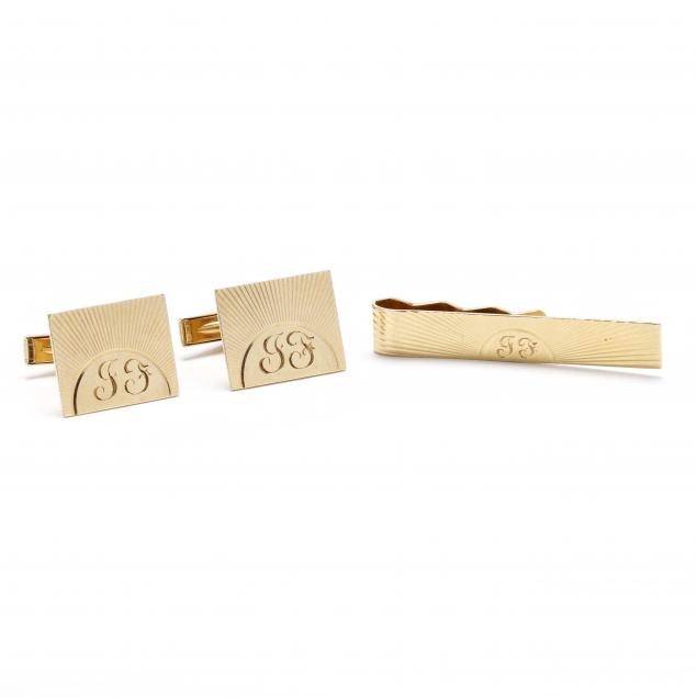 gold-cufflinks-and-tie-bar