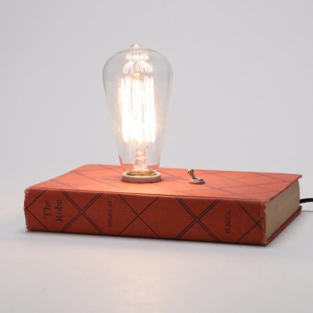 a-retro-sculptural-desktop-book-lamp