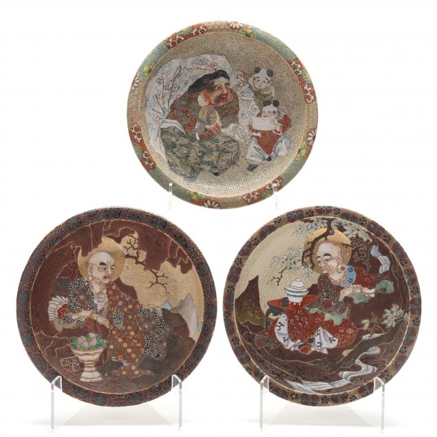 a-group-of-japanese-satsuma-bowls