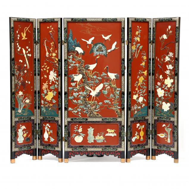a-chinese-lacquered-and-embellished-palace-screen