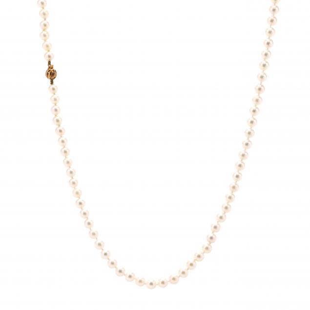 pearl-necklace-with-gold-and-diamond-clasp