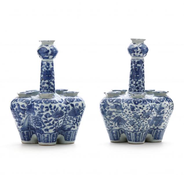 a-pair-of-chinese-export-blue-and-white-porcelain-tulip-vases