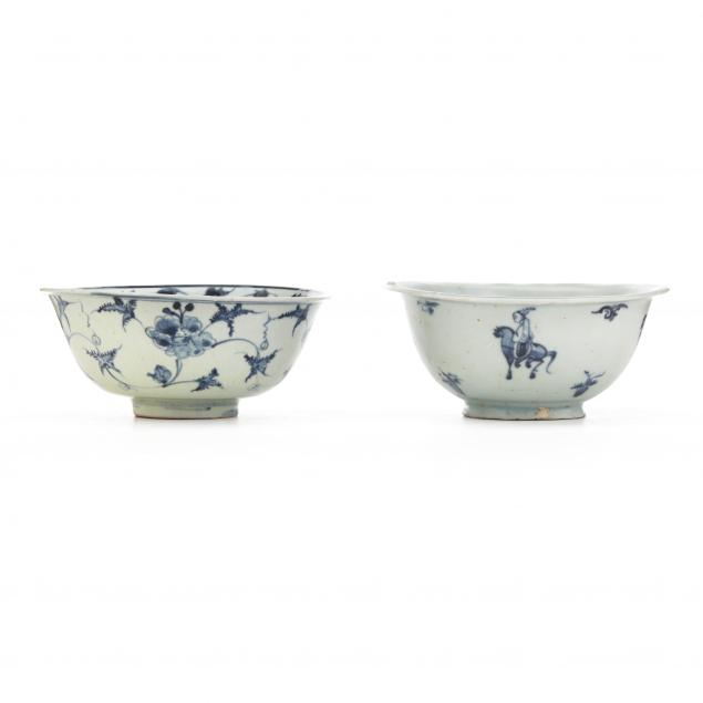 two-vietnamese-blue-and-white-bowls