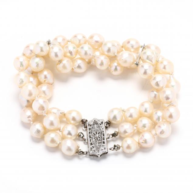 Pearl Triple Strand Bracelet with White Gold Clasp (Lot 3095 - Luxury ...