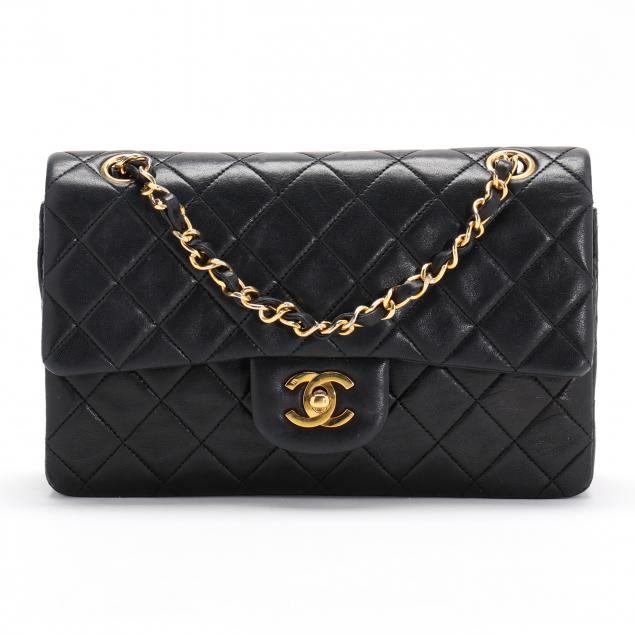 vintage-chanel-small-double-flap-bag