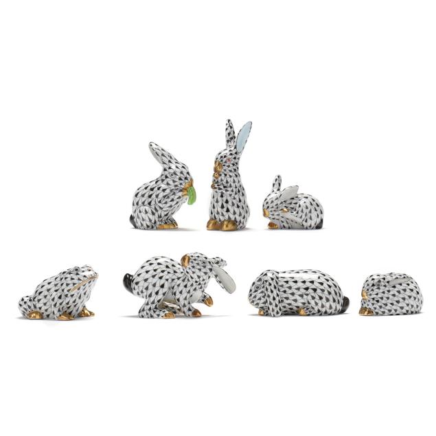 seven-herend-small-black-fishnet-figures