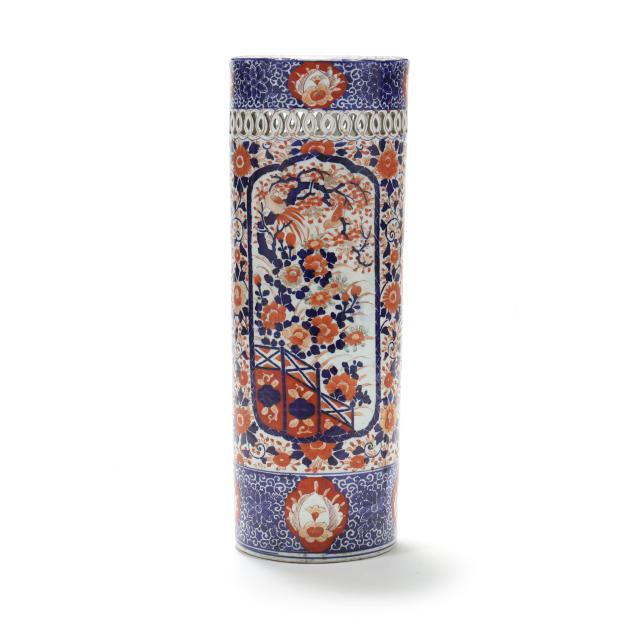 a-large-japanese-imari-porcelain-umbrella-stand