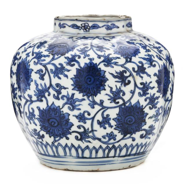 a-chinese-blue-and-white-porcelain-lotus-jar-wanli-period-1573-1620