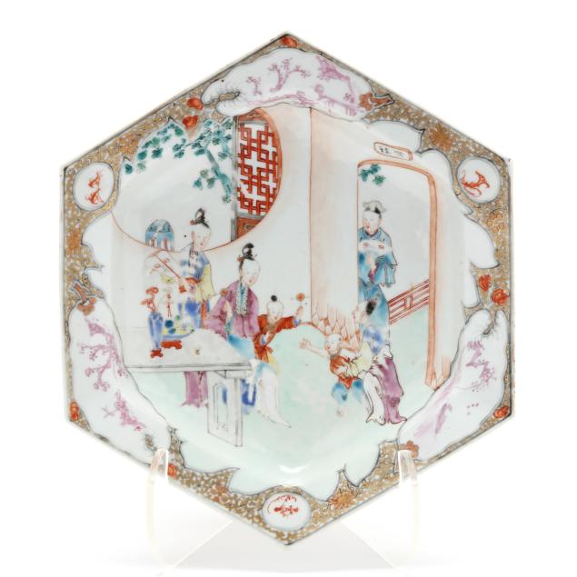 a-chinese-export-porcelain-hexagonal-shaped-dish