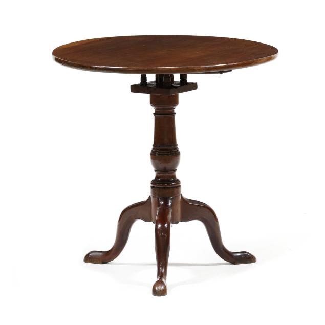 american-queen-anne-mahogany-tilt-top-tea-table
