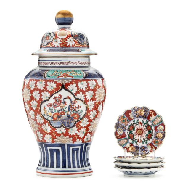 a-japanese-imari-covered-jar-and-four-saucers