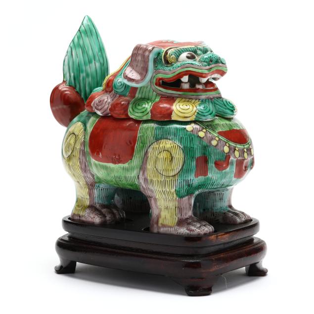a-chinese-porcelain-famille-verte-glazed-foo-lion-censer