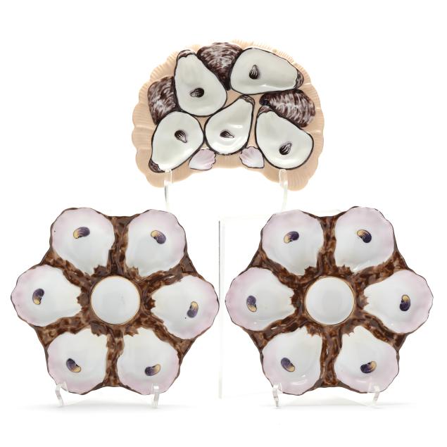 three-shell-oyster-plates