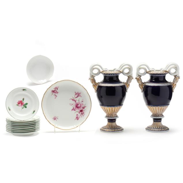 meissen-group-a-pair-of-meissen-snake-handle-urns-several-dishes