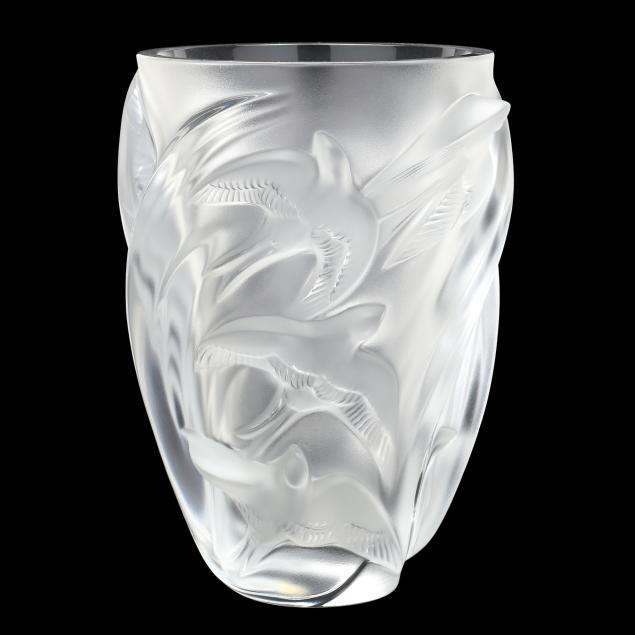 lalique-i-martinets-i-crystal-vase