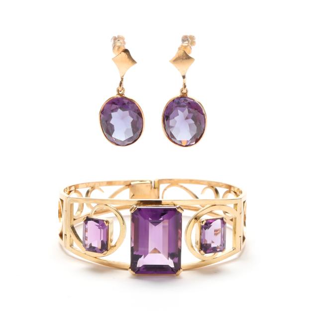 vintage-gold-and-gem-set-bracelet-and-earrings