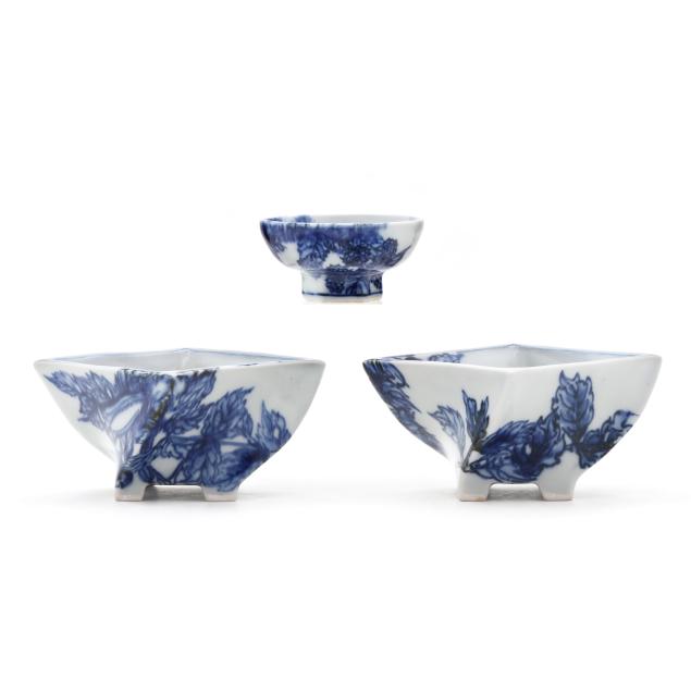 susumu-ikuta-japanese-1926-2024-sake-cups-and-small-bowl