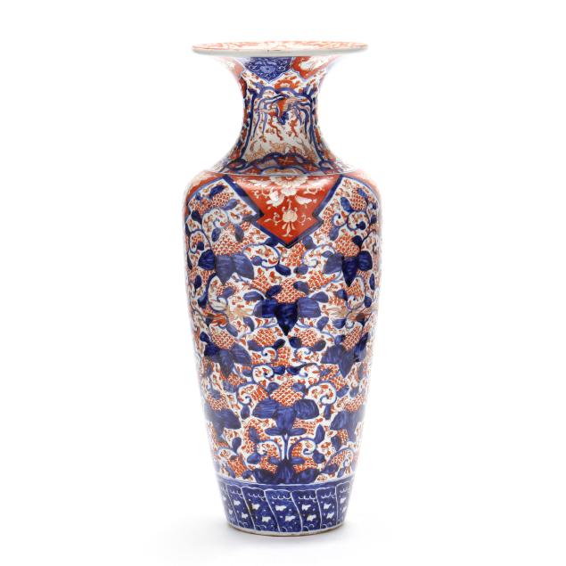 a-japanese-porcelain-imari-floor-vase