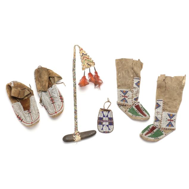 six-native-american-beadwork-objects