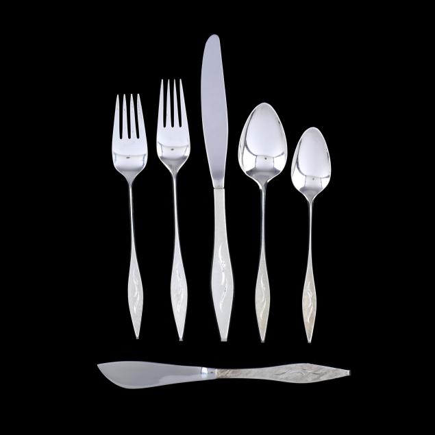 reed-barton-i-cellini-engraved-i-sterling-silver-flatware-service